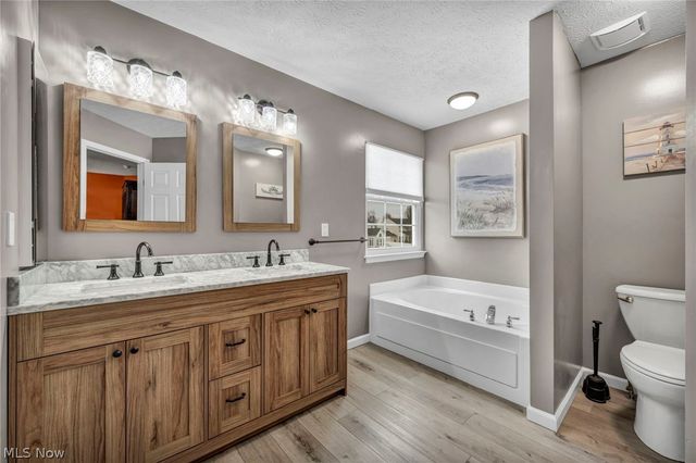 4253 Santina Way, Lorain, OH 44053