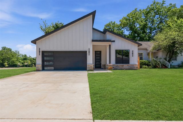 1736 Stoneman Street, Dallas, TX 75215