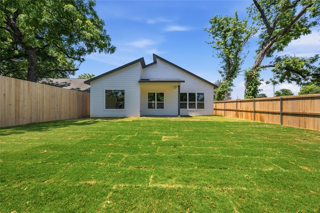1736 Stoneman Street, Dallas, TX 75215