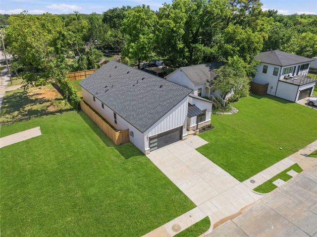 1736 Stoneman Street, Dallas, TX 75215