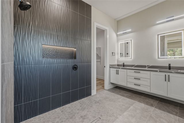 1736 Stoneman Street, Dallas, TX 75215