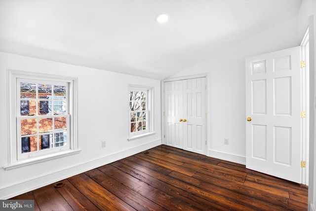 303 S AMERICAN ST, Philadelphia, PA 19106