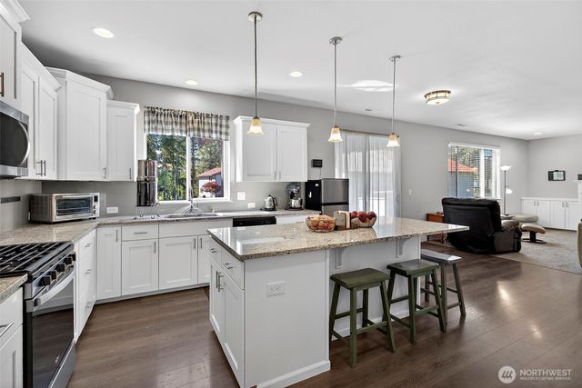 18215 SE 248th Street, Covington, WA 98042