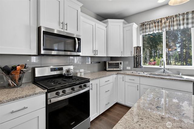 18215 SE 248th Street, Covington, WA 98042