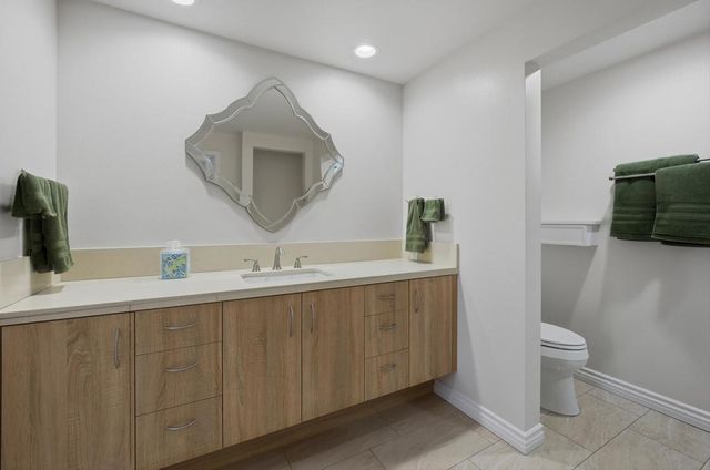 910 Island Drive 114, Rancho Mirage, CA 92270