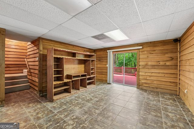 232 E Miles Road, Carrollton, GA 30116