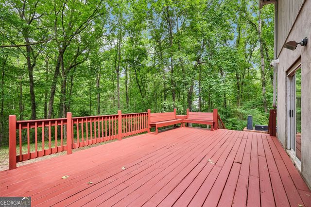 232 E Miles Road, Carrollton, GA 30116