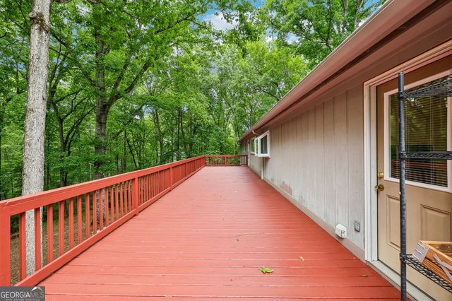 232 E Miles Road, Carrollton, GA 30116