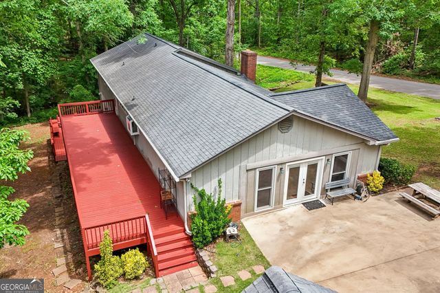 232 E Miles Road, Carrollton, GA 30116