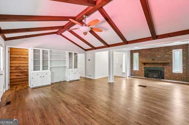 232 E Miles Road, Carrollton, GA 30116