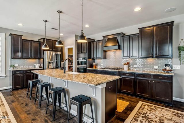 51 Cliffdale Road, Chapel Hill, NC 27516