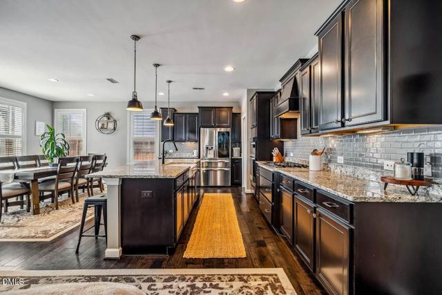 51 Cliffdale Road, Chapel Hill, NC 27516