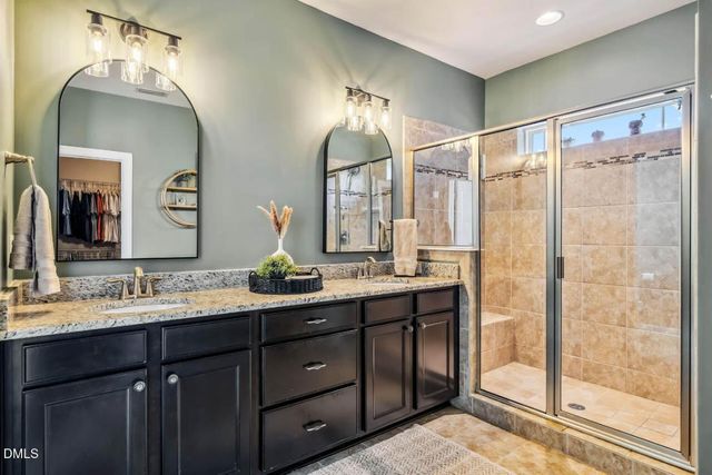 51 Cliffdale Road, Chapel Hill, NC 27516