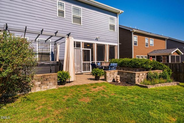 51 Cliffdale Road, Chapel Hill, NC 27516