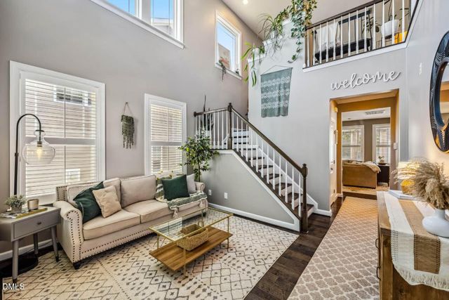 51 Cliffdale Road, Chapel Hill, NC 27516