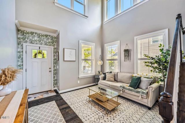 51 Cliffdale Road, Chapel Hill, NC 27516