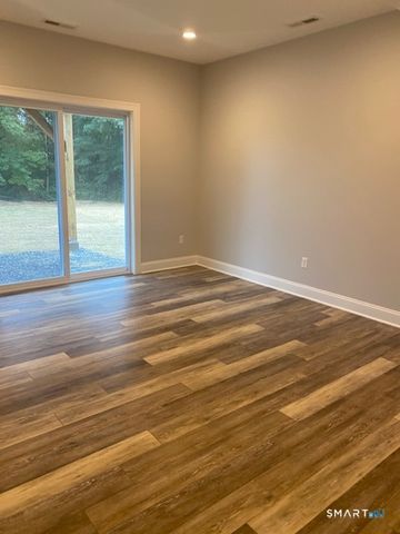 43 Bruschayt Drive, Hamden, CT 06518