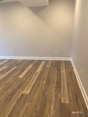 43 Bruschayt Drive, Hamden, CT 06518