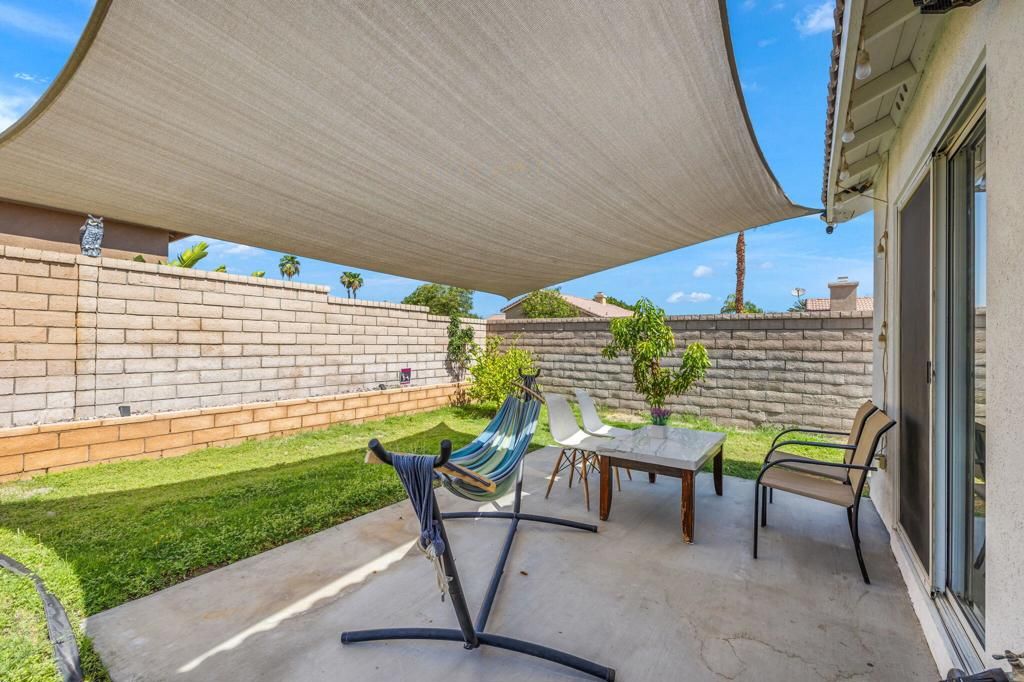 Image 32 of property listing at 37851 Hollister Drive, Palm Desert, CA 92211