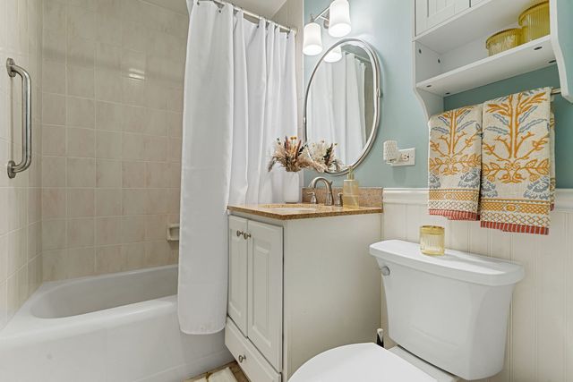 9966 S California Avenue, Evergreen Park, IL 60805