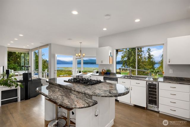 11290 Anderson Landing NW, Silverdale, WA 98383