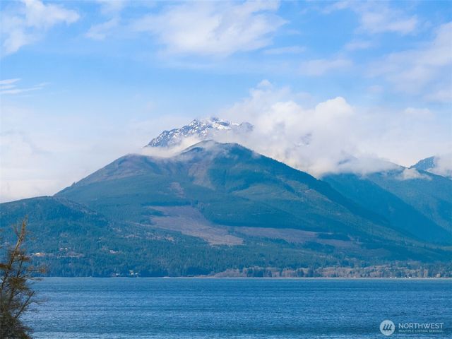 11290 Anderson Landing NW, Silverdale, WA 98383