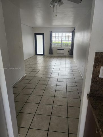 501 77th St 3, Miami Beach, FL 33141