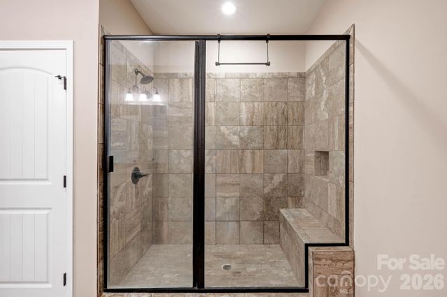72 Summer Shade Court, Hendersonville, NC 28792