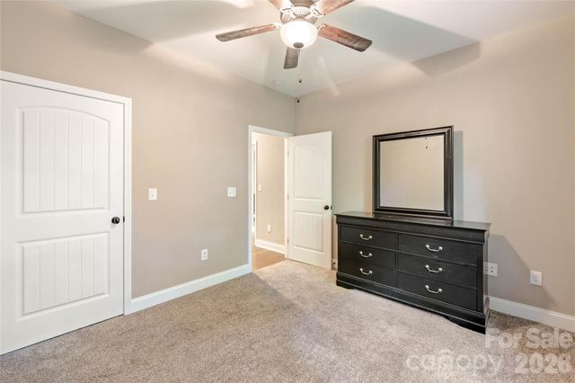 72 Summer Shade Court, Hendersonville, NC 28792