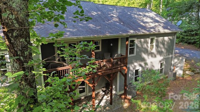 72 Summer Shade Court, Hendersonville, NC 28792