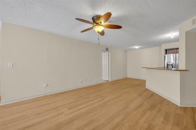 4512 COMMANDER DRIVE 1712, Orlando, FL 32822