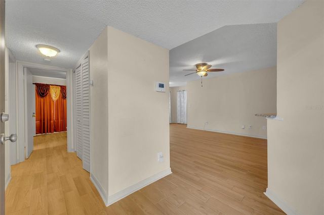 4512 COMMANDER DRIVE 1712, Orlando, FL 32822