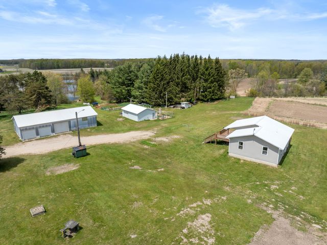 7147 6 Mile Road, Big Rapids, MI 49307