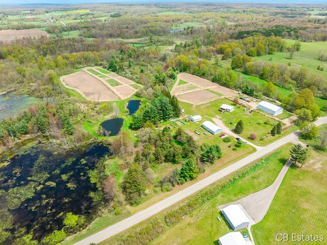 7147 6 Mile Road, Big Rapids, MI 49307