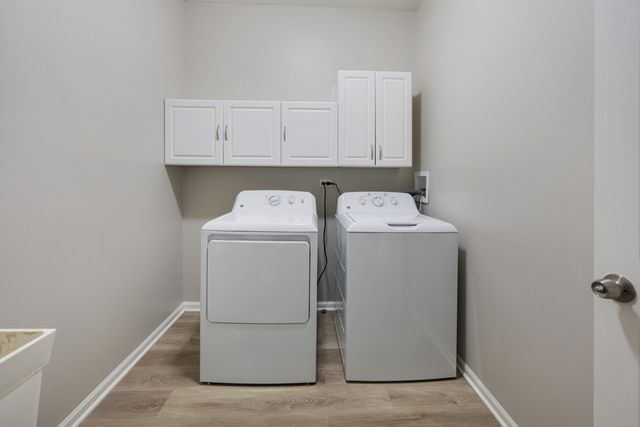 41 Brentwood Drive, Gilberts, IL 60136