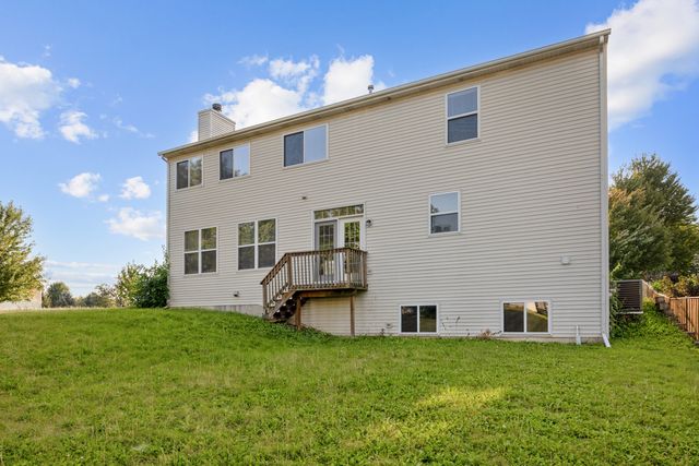 41 Brentwood Drive, Gilberts, IL 60136
