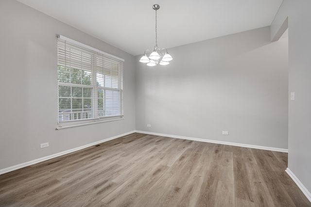 41 Brentwood Drive, Gilberts, IL 60136