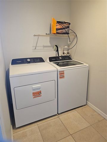 417 LAKE OF THE WOODS DRIVE, Venice, FL 34293