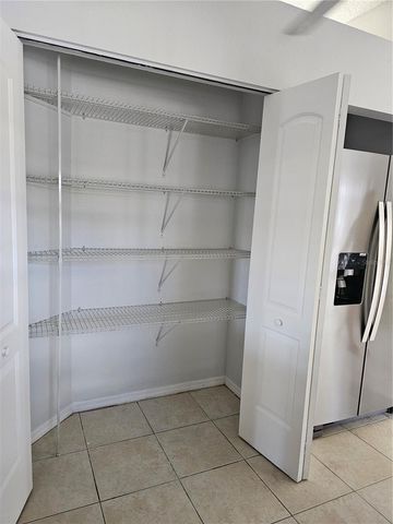 417 LAKE OF THE WOODS DRIVE, Venice, FL 34293