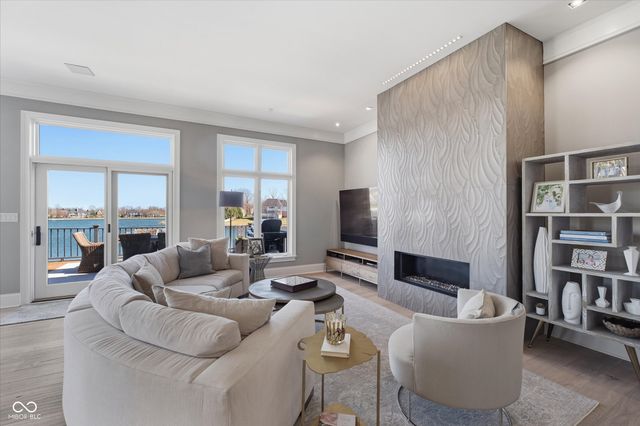 12283 Heatherstone Place, Carmel, IN 46033