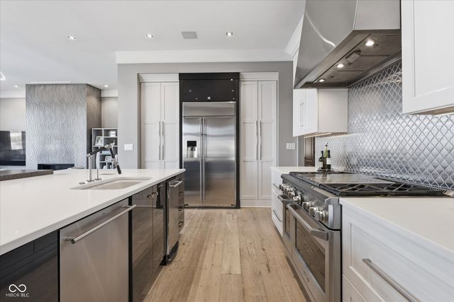 12283 Heatherstone Place, Carmel, IN 46033