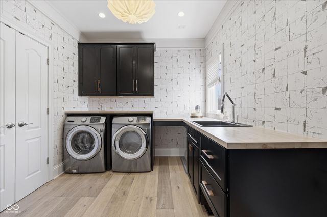 12283 Heatherstone Place, Carmel, IN 46033