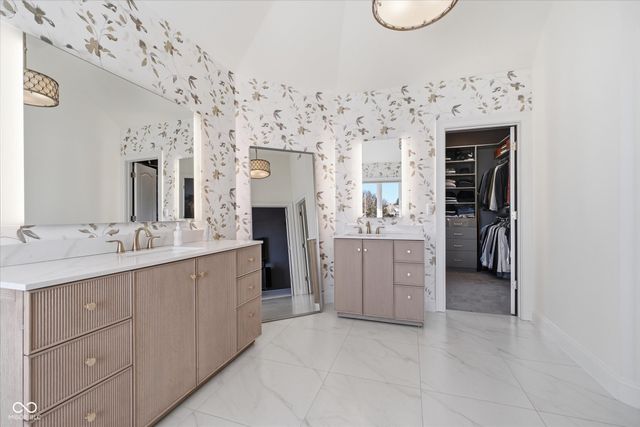 12283 Heatherstone Place, Carmel, IN 46033