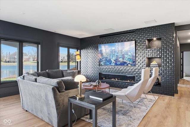 12283 Heatherstone Place, Carmel, IN 46033