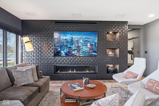 12283 Heatherstone Place, Carmel, IN 46033