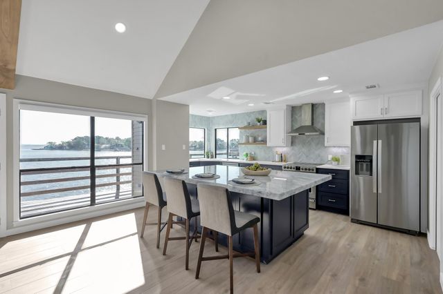 11819 Thoreau Drive, Montgomery, TX 77356