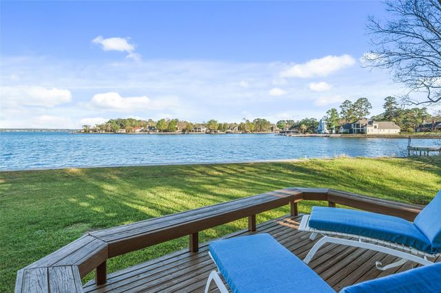 11819 Thoreau Drive, Montgomery, TX 77356