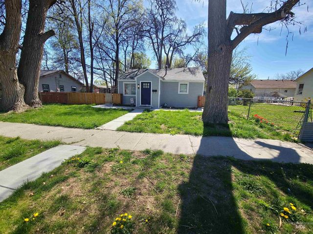 316 S 21st Ave, Nampa, ID 83651