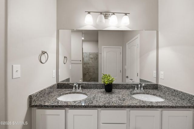 2970 Meriwether Street, Las Cruces, NM 88007