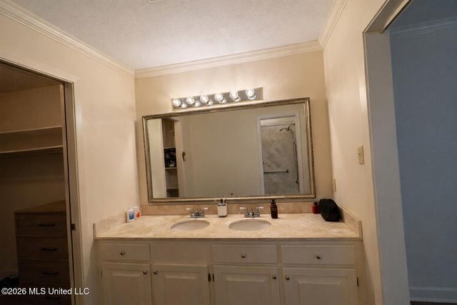 1 Pecan Way, Natchez, MS 39120